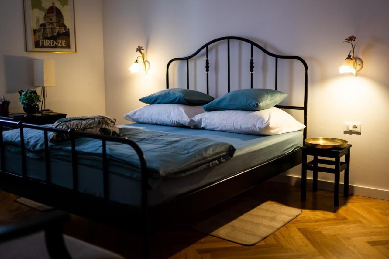 Guesthouse Riba 브르사르 외부 사진