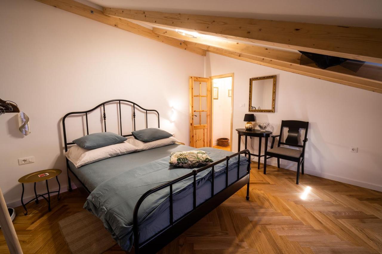 Guesthouse Riba 브르사르 외부 사진