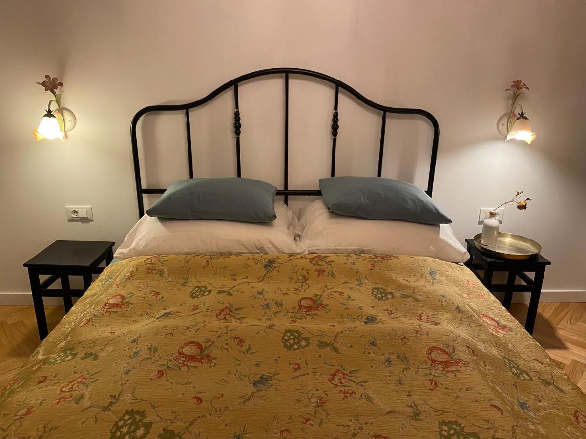 Guesthouse Riba 브르사르 외부 사진